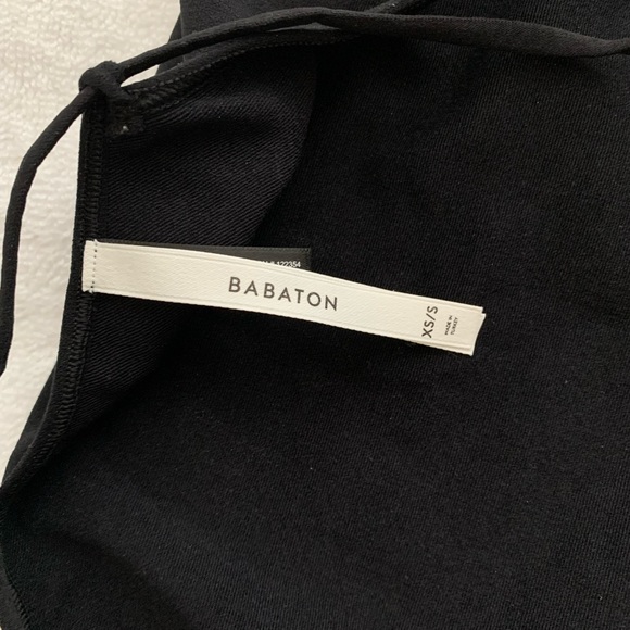 Babaton Crop Top - Picture 2 of 4